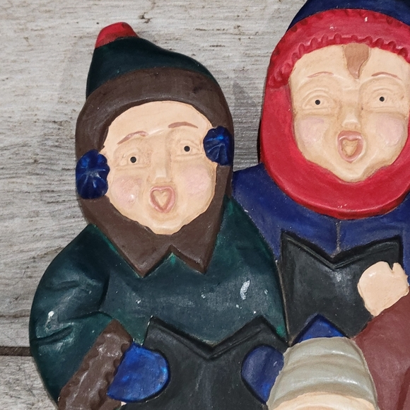 Vintage hand carved Wood hanging  plaque of Christmas Carolers HTC - Picture 14 of 16